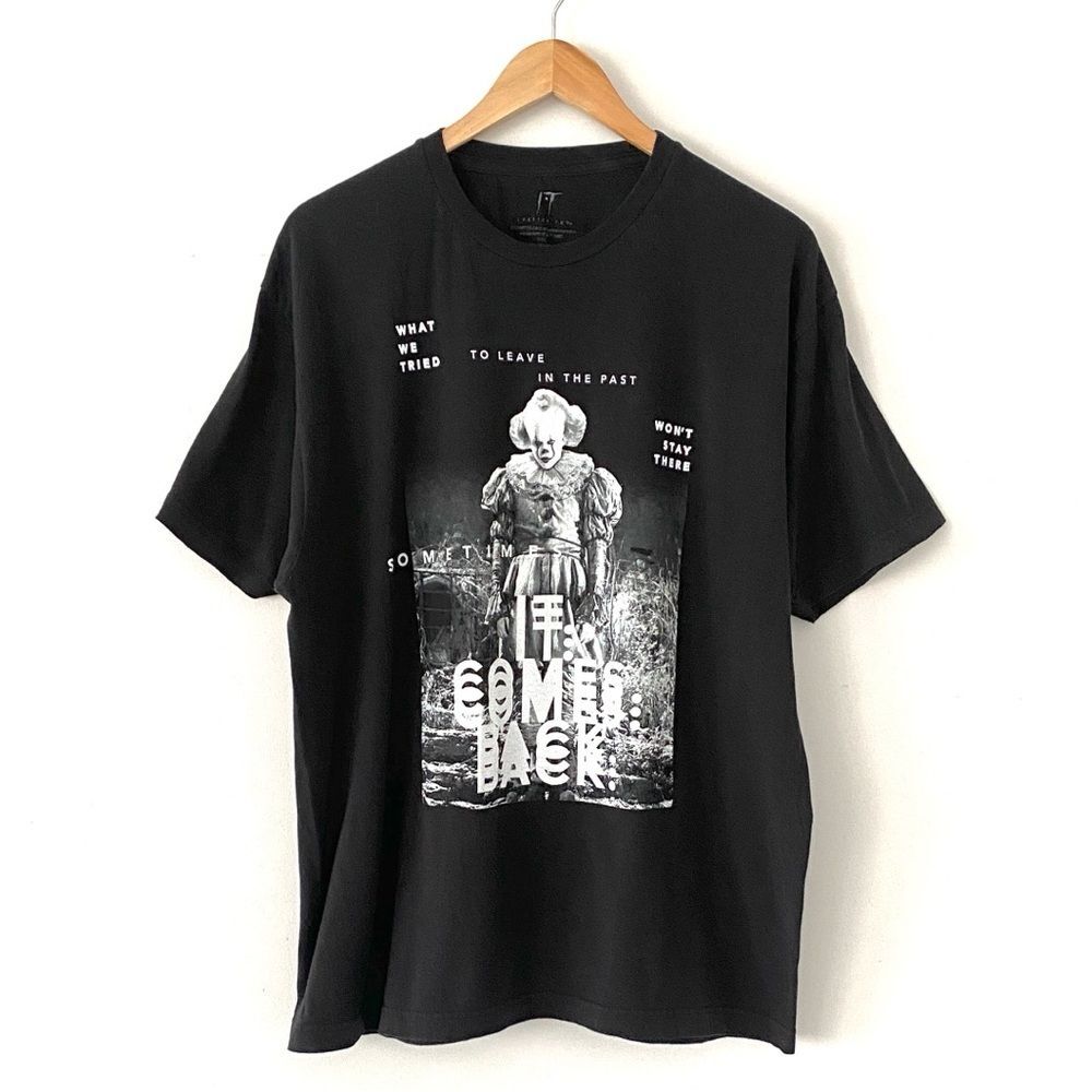 IT Chapter Two Pennywise Glitch Graphic T-Shirt Adult XL Goth Grunge Skater